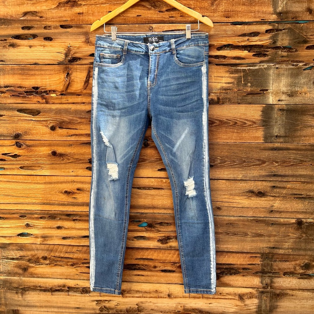 ICON AMSTERDAM | Men's Blue Distressed Skinny Jeans 32